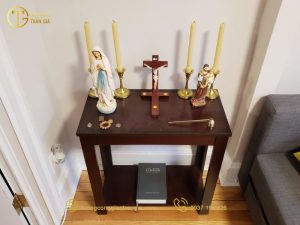 Bố trí bàn thờ Công giáo đúng chuẩn