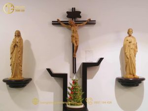 Cách trang trí bàn thờ người Công giáo đẹp