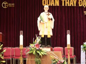 Tượng Các Thánh Tử Đạo Việt Nam