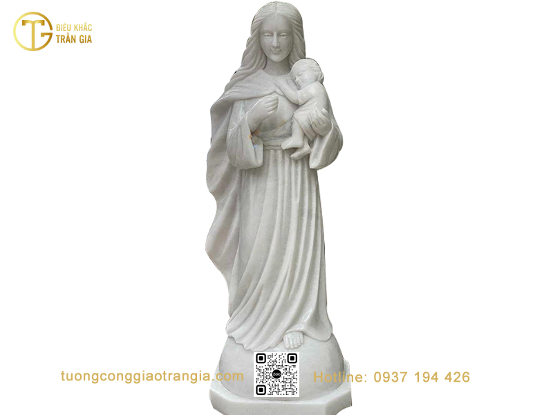 Tượng Đức Mẹ Việt Nam